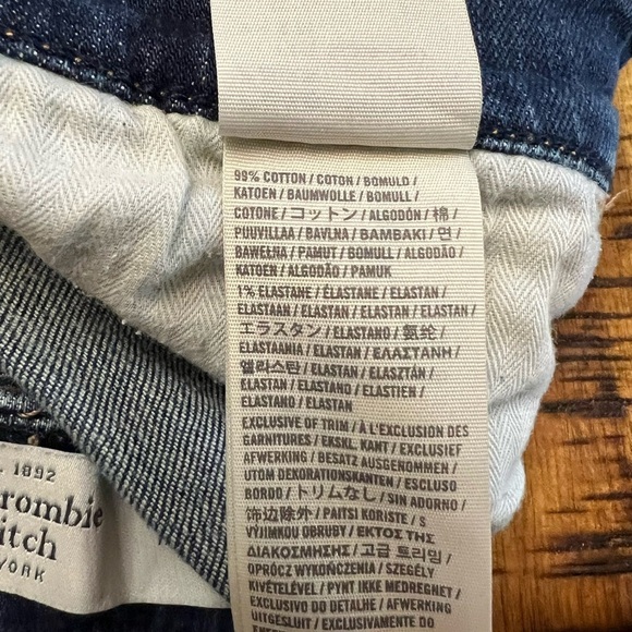 Abercrombie & Fitch Distressed Denim Shorts - Picture 9 of 12